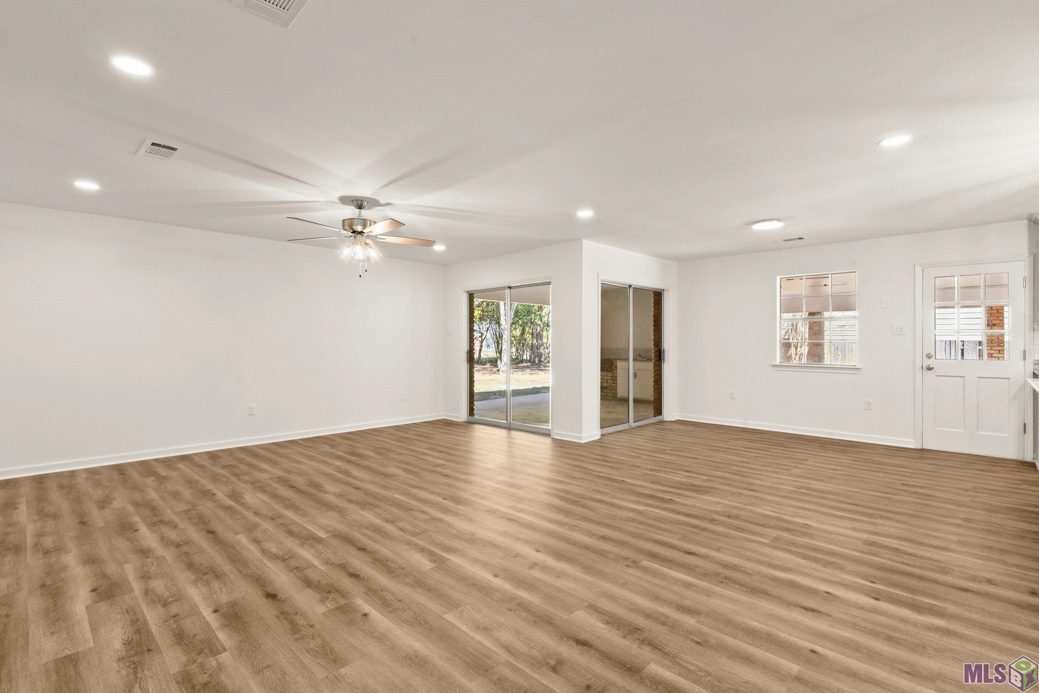 13421 Reed Avenue Central, LA 70818 - Photo 8 of 21