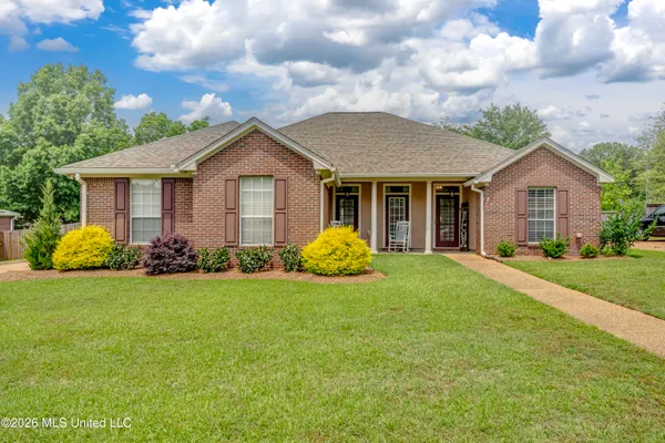 $286,000 | 2002 Cross Creek Cove, Brandon, MS 39042