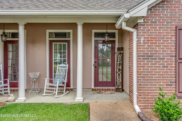 $286,000 | 2002 Cross Creek Cove, Brandon, MS 39042