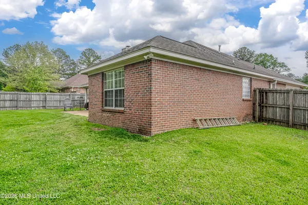 $286,000 | 2002 Cross Creek Cove, Brandon, MS 39042