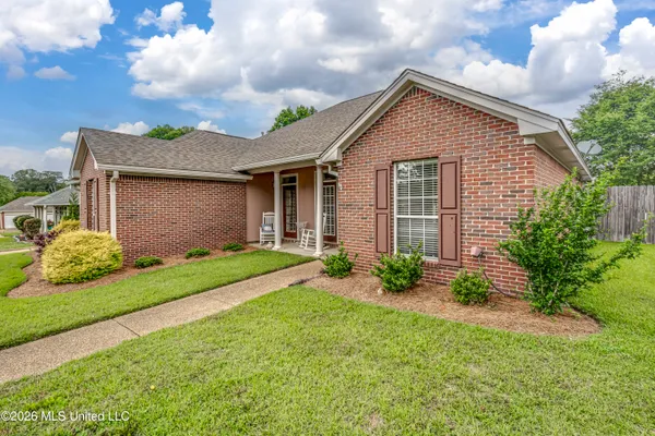 $286,000 | 2002 Cross Creek Cove, Brandon, MS 39042