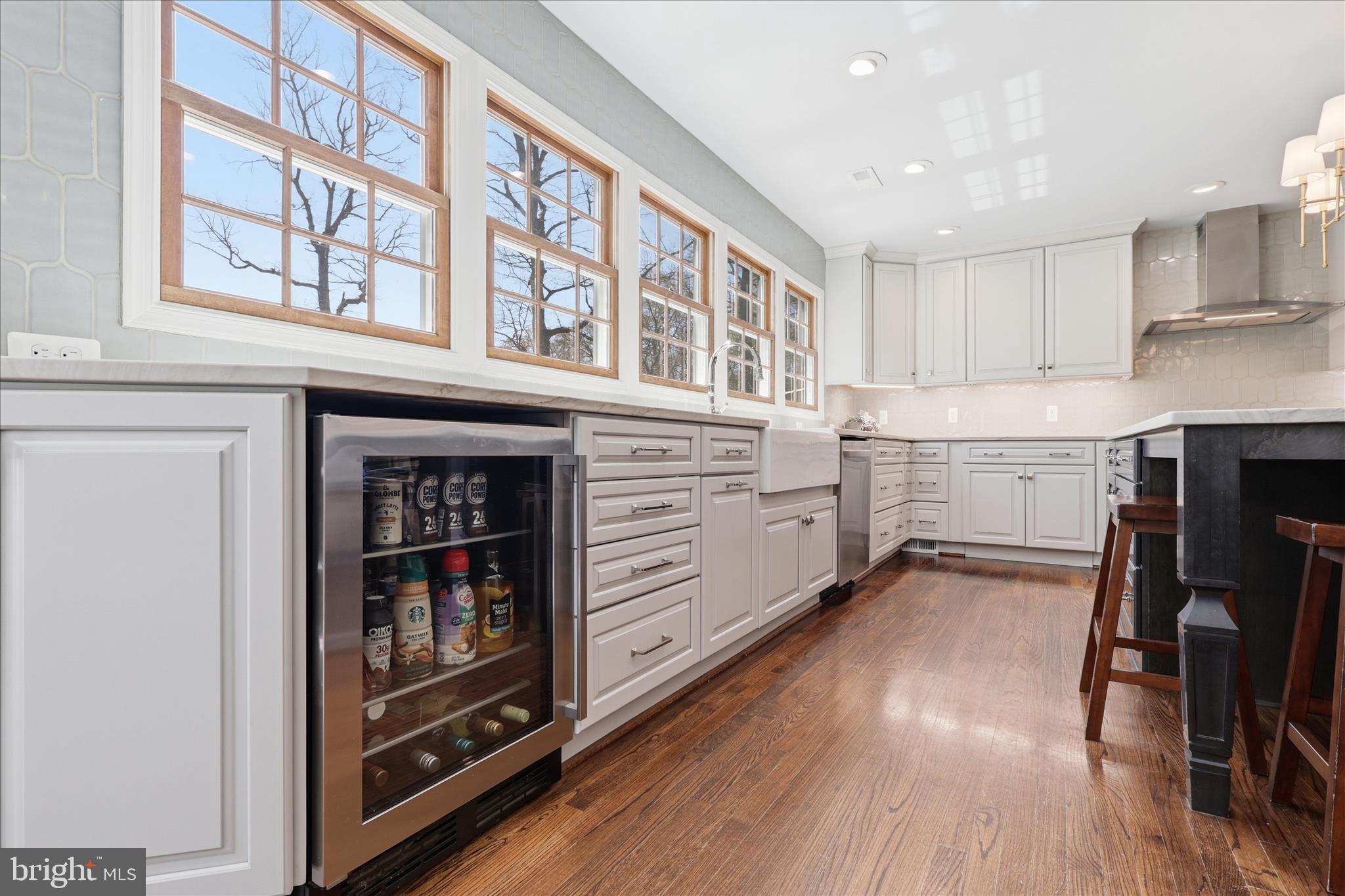 5605 Smoke Rise Lane Fairfax Station, VA 22039 - Photo 9 of 85 Kitchen