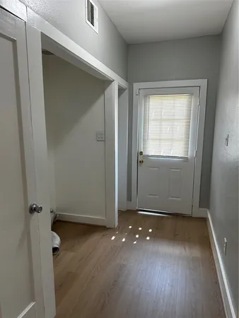 $1,950 | 2910 Wichita Street, Houston, TX 77004