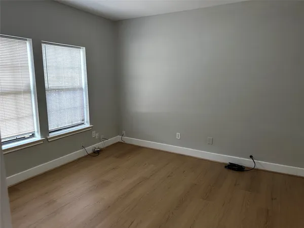 $1,950 | 2910 Wichita Street, Houston, TX 77004