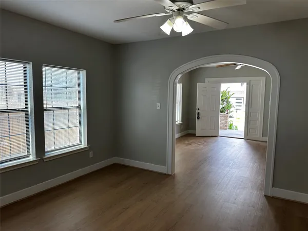 $1,950 | 2910 Wichita Street, Houston, TX 77004