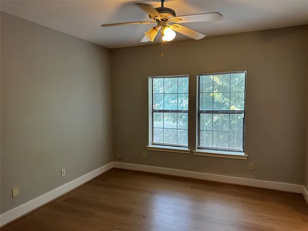 $1,950 | 2910 Wichita Street, Houston, TX 77004