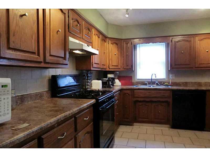 509 Averitt Road Greenwood, IN 46142 - Photo 7 of 24 Gallery Image 7