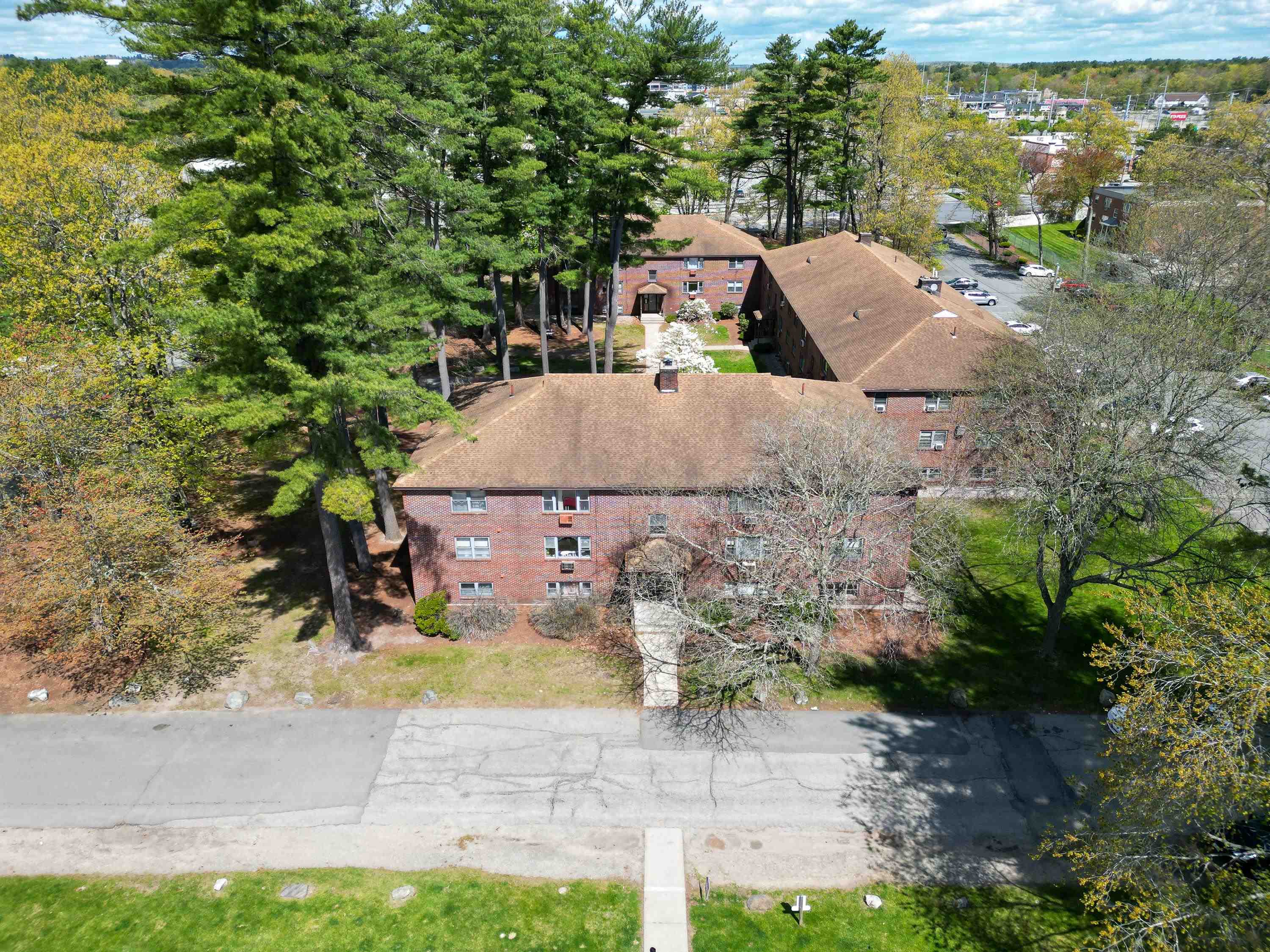 4 Brook Road, Unit 8 Salem, NH 03079 - Photo 28 of 29