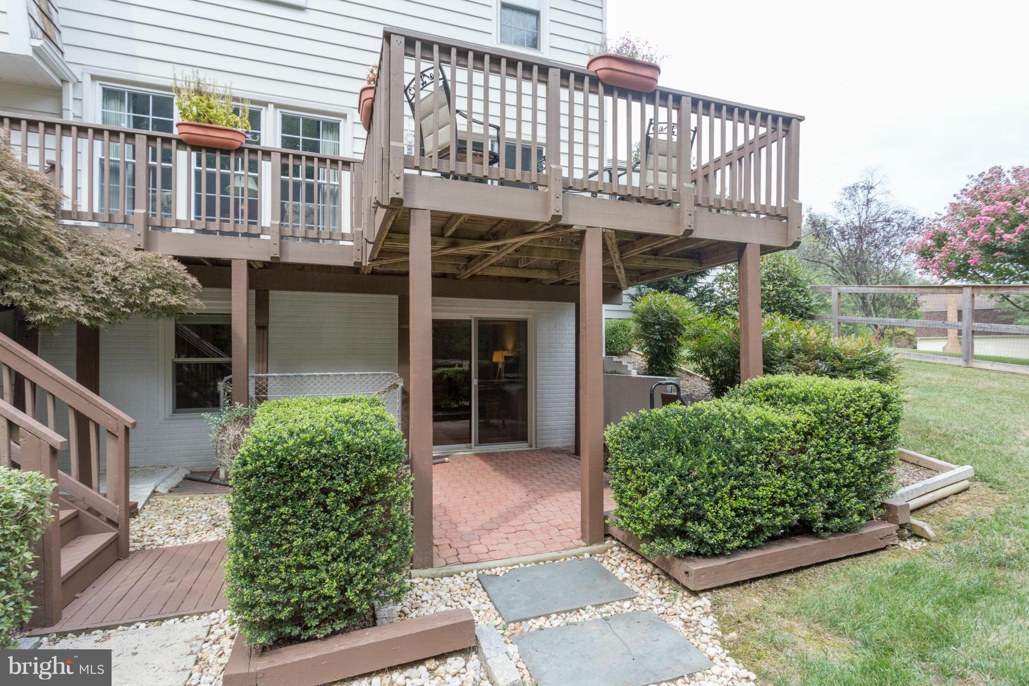 2761 Hill Road Vienna, VA 22181 - Photo 26 of 30 Exterior (Rear)