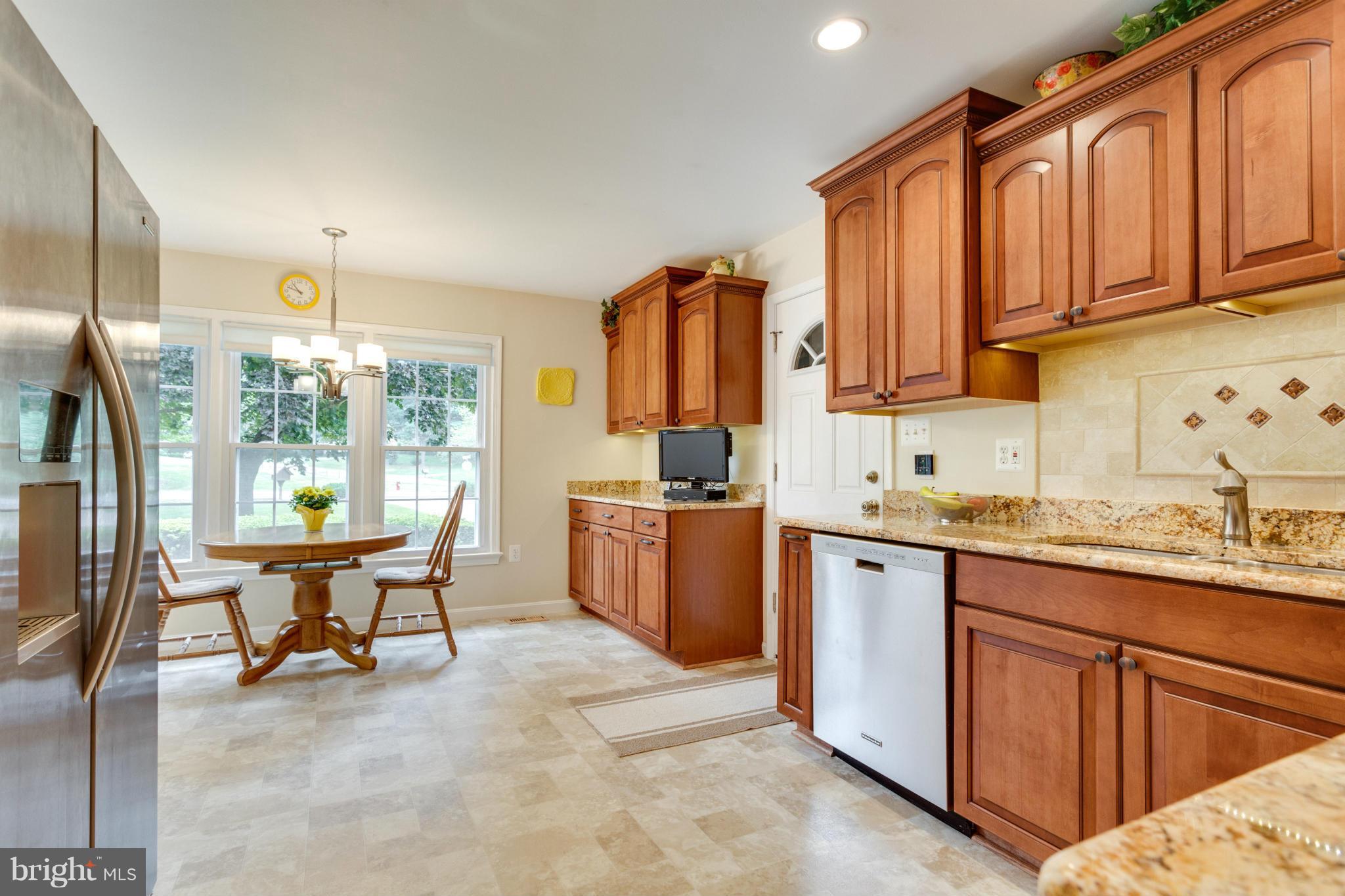 2761 Hill Road Vienna, VA 22181 - Photo 7 of 30 Kitchen