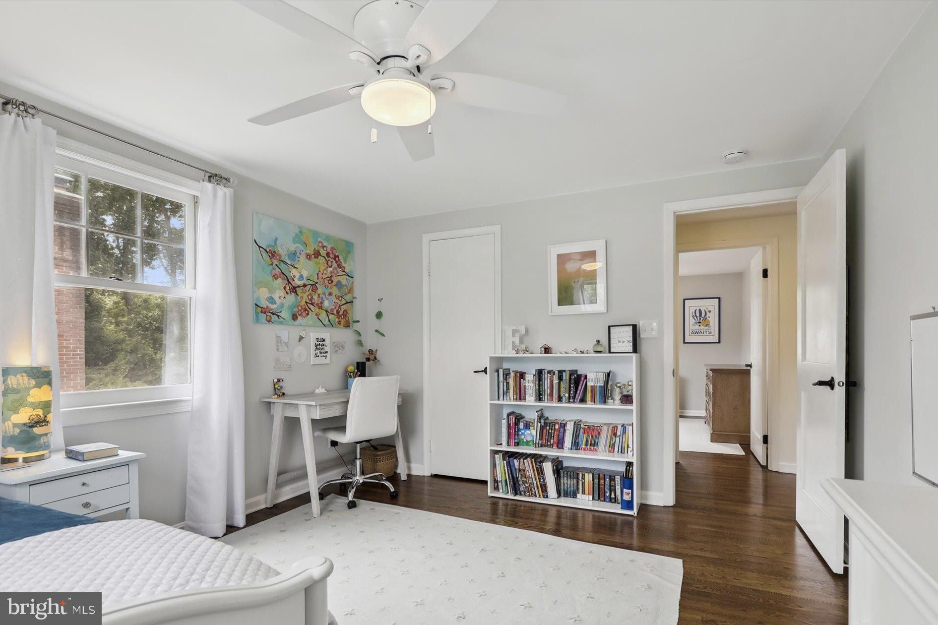 11310 Rolling House Road North Bethesda, MD 20852 - Photo 17 of 26 a view of a livingroom with furniture and window