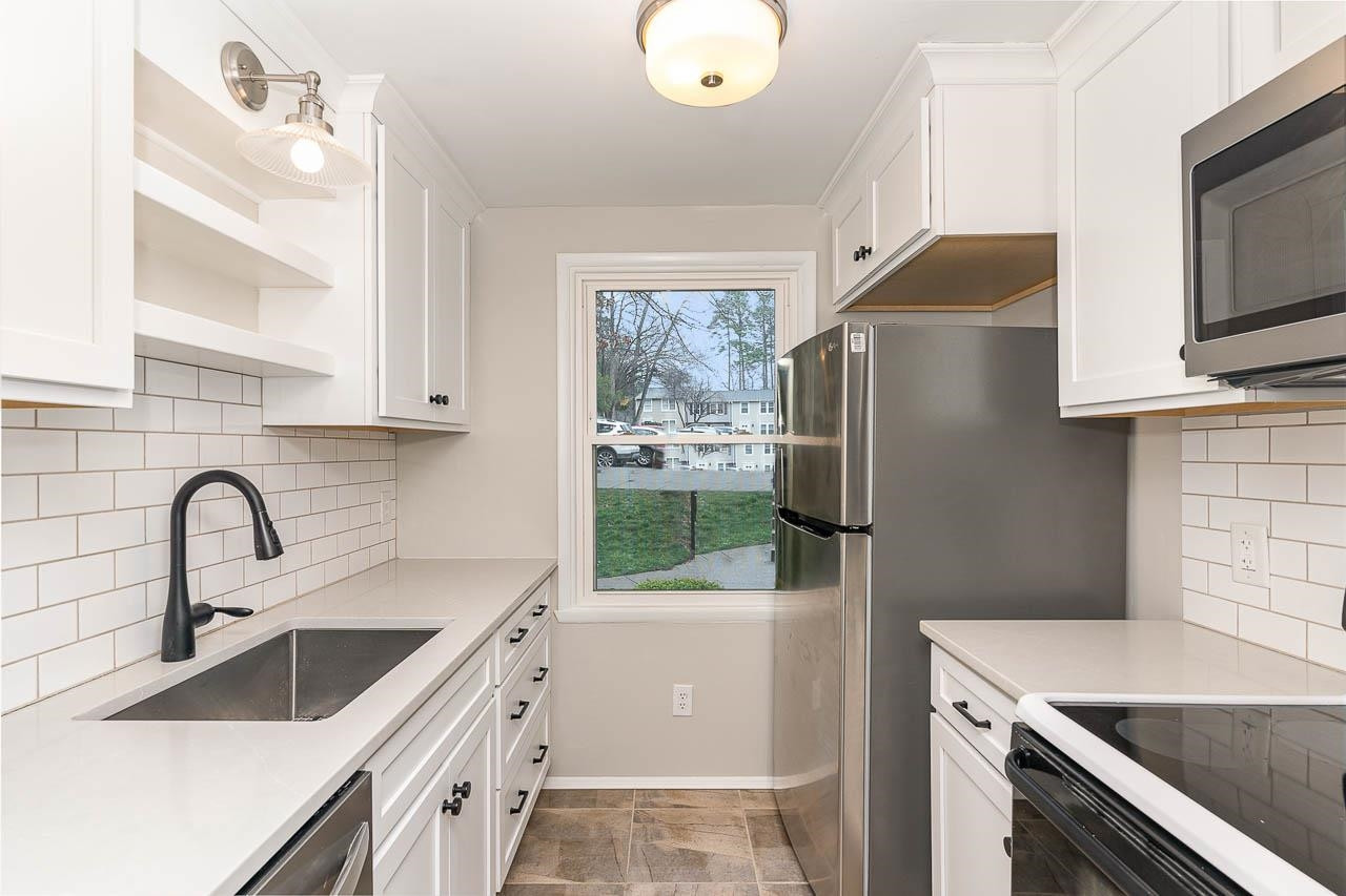 7729 Crown Crest Court Raleigh, NC 27615 - Photo 7 of 15 Photo 7