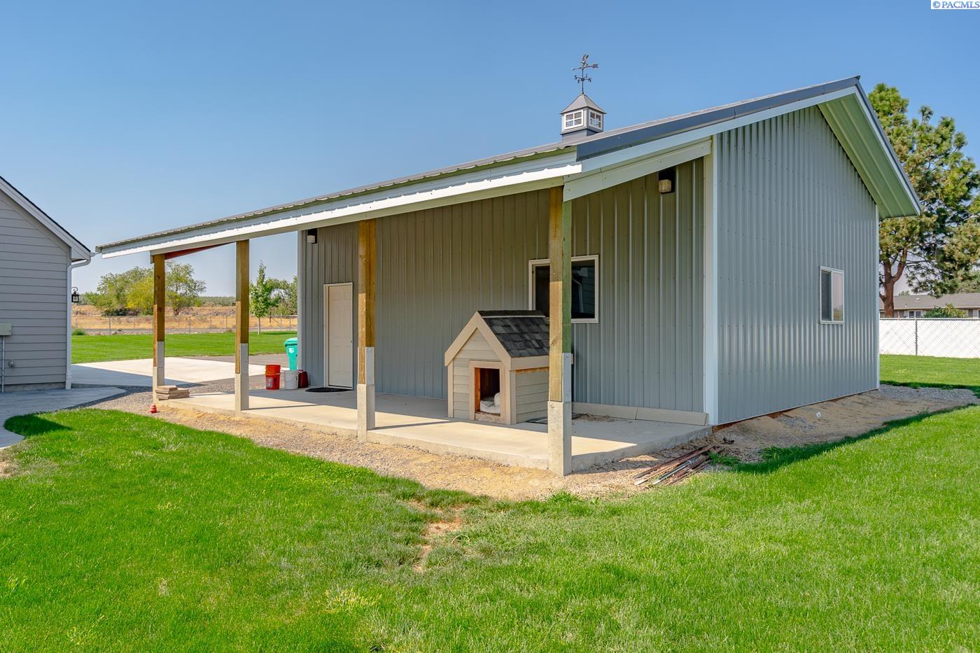 90401 West Hess Road Prosser, WA 99350 - Photo 4 of 30 Gallery Image 4