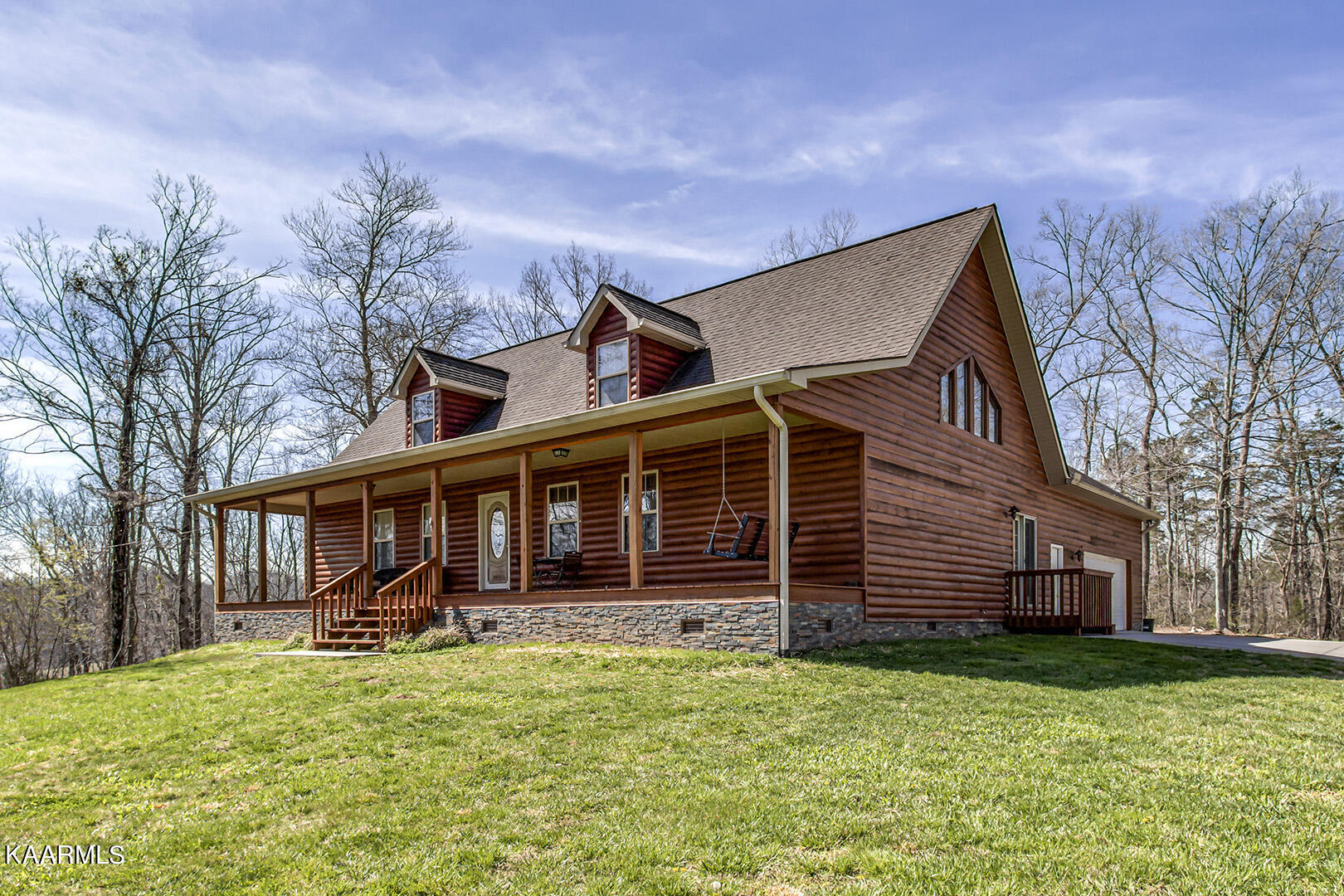 135 Songbird Lane Maynardville, TN 37807 - Photo 2 of 40 02_SongbirdLane_135_FrontRight