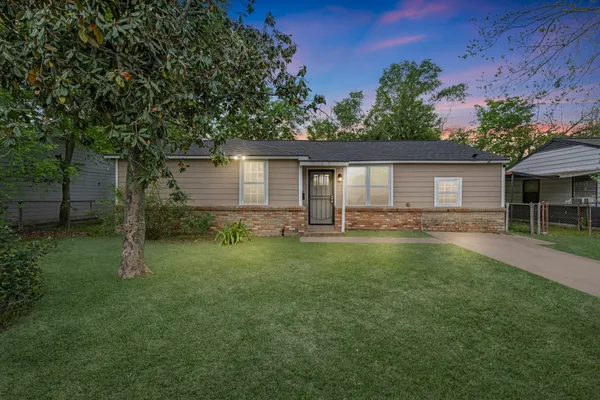$210,000 | 9410 Rosehaven Drive, Houston, TX 77051