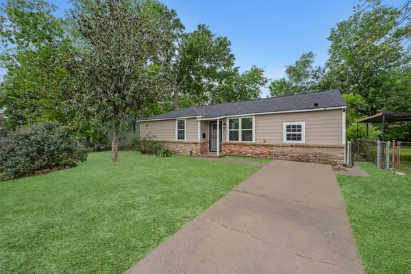 $210,000 | 9410 Rosehaven Drive, Houston, TX 77051