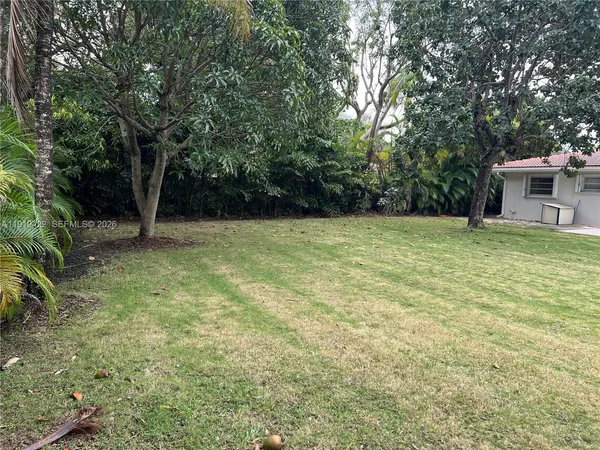 $4,550 | 16425 Southwest 75th Avenue, Palmetto Bay, FL 33157