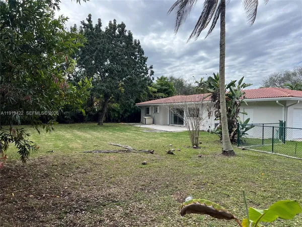 $4,550 | 16425 Southwest 75th Avenue, Palmetto Bay, FL 33157