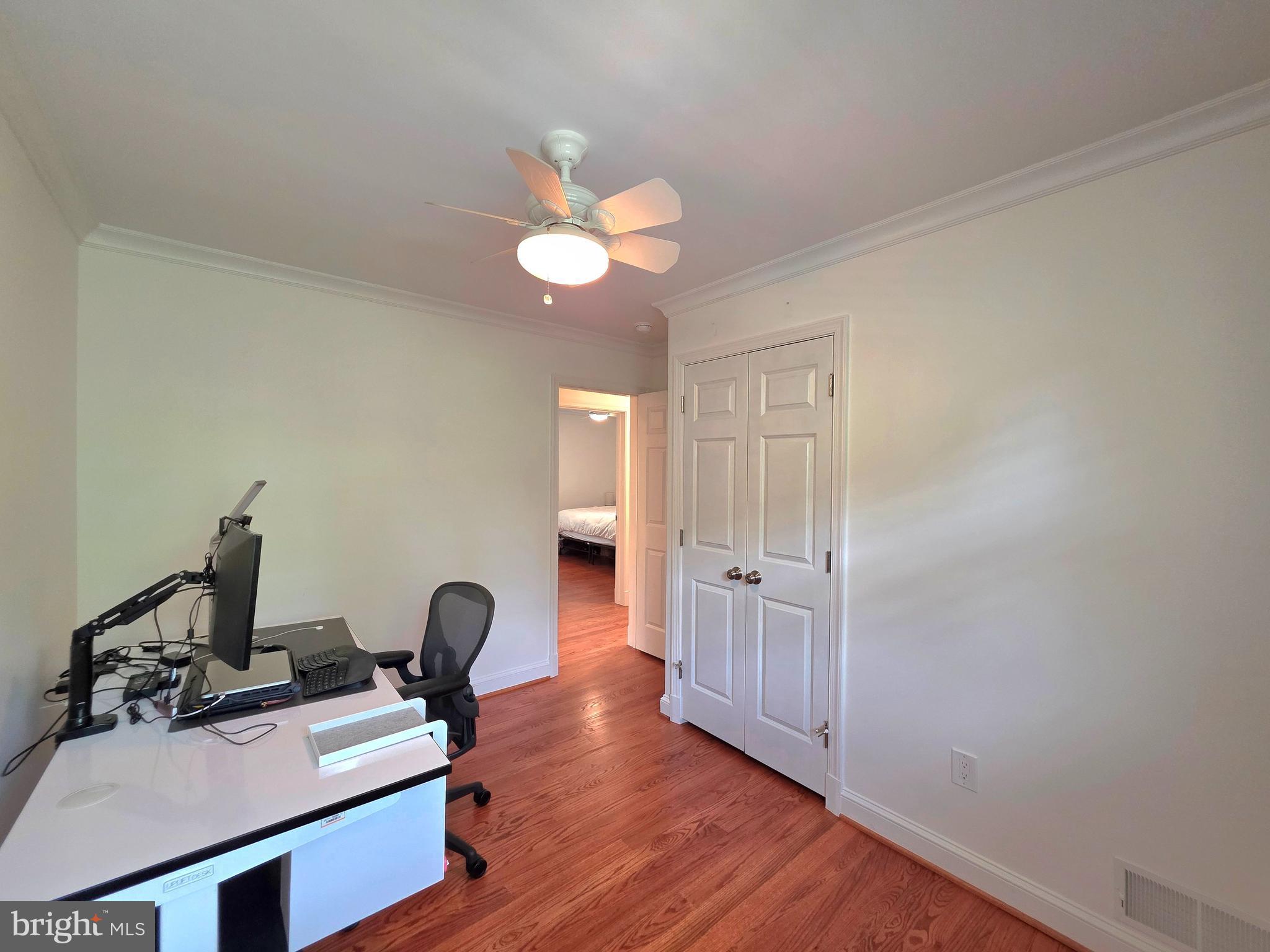 8300 Beech Tree Road Bethesda, MD 20817 - Photo 14 of 34