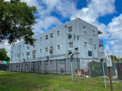 $2,350,000 | 220 Northwest 11th Terrace, Miami, FL 33136