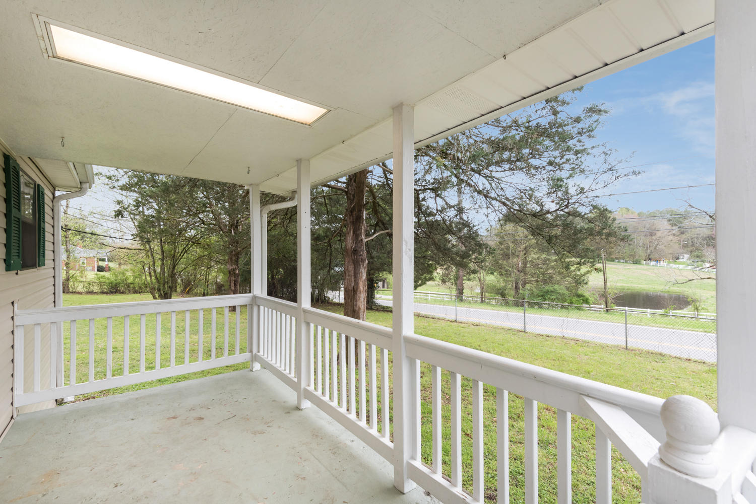 5502 Hunter Road Ooltewah, TN 37363 - Photo 2 of 19 5502_Hunter_Rd_11