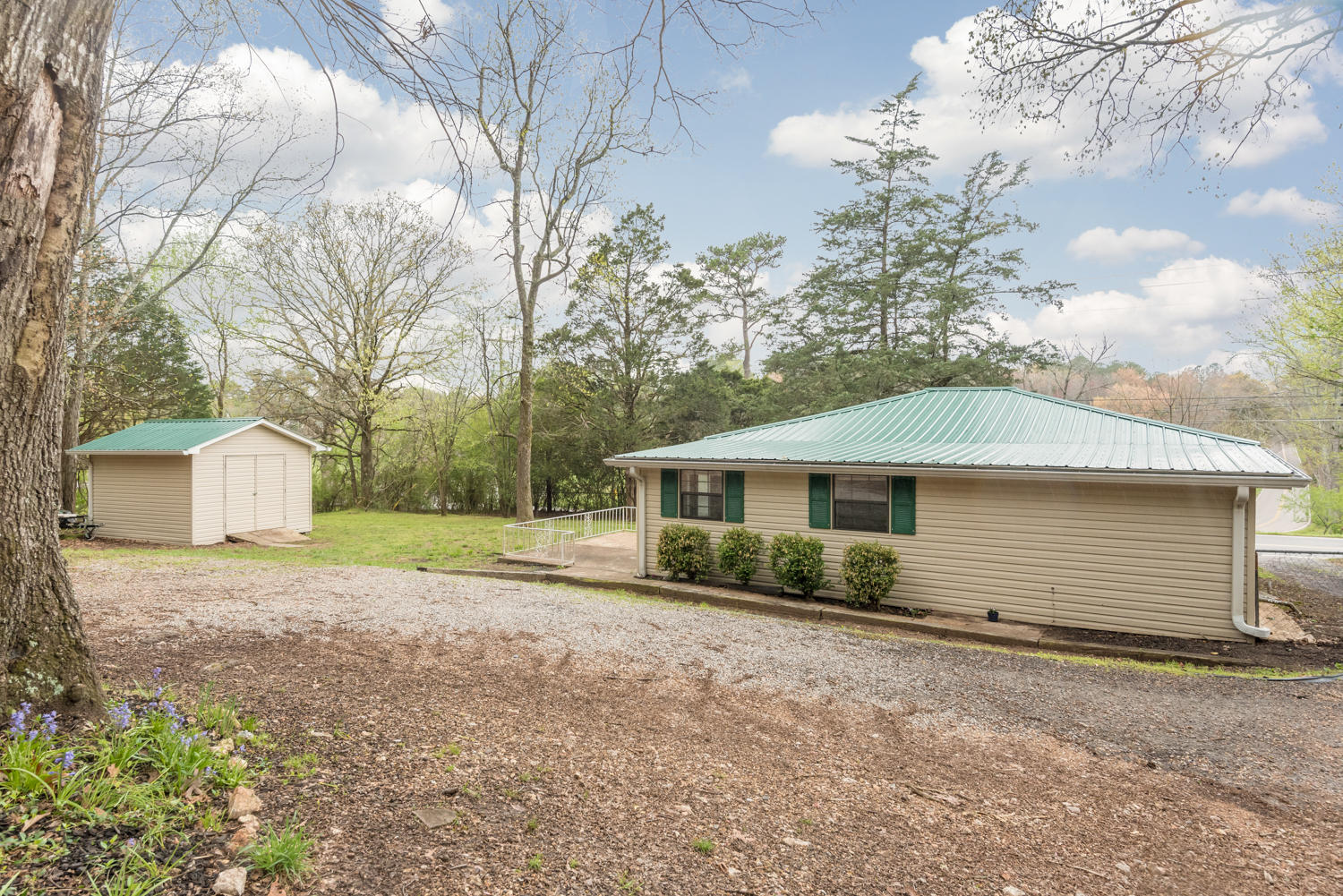 5502 Hunter Road Ooltewah, TN 37363 - Photo 19 of 19 5502_Hunter_Rd_08