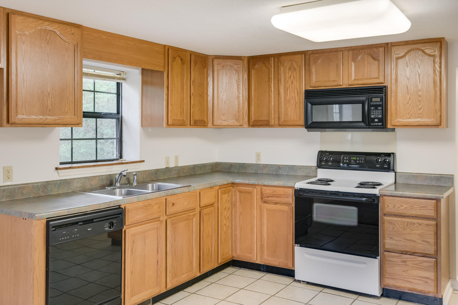 5502 Hunter Road Ooltewah, TN 37363 - Photo 7 of 19 5502_Hunter_Rd_16