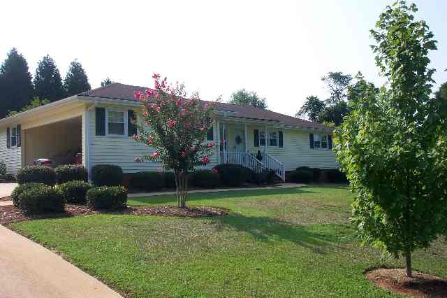 213 Windemere Way Anderson, SC 29625 - Photo 1 of 9