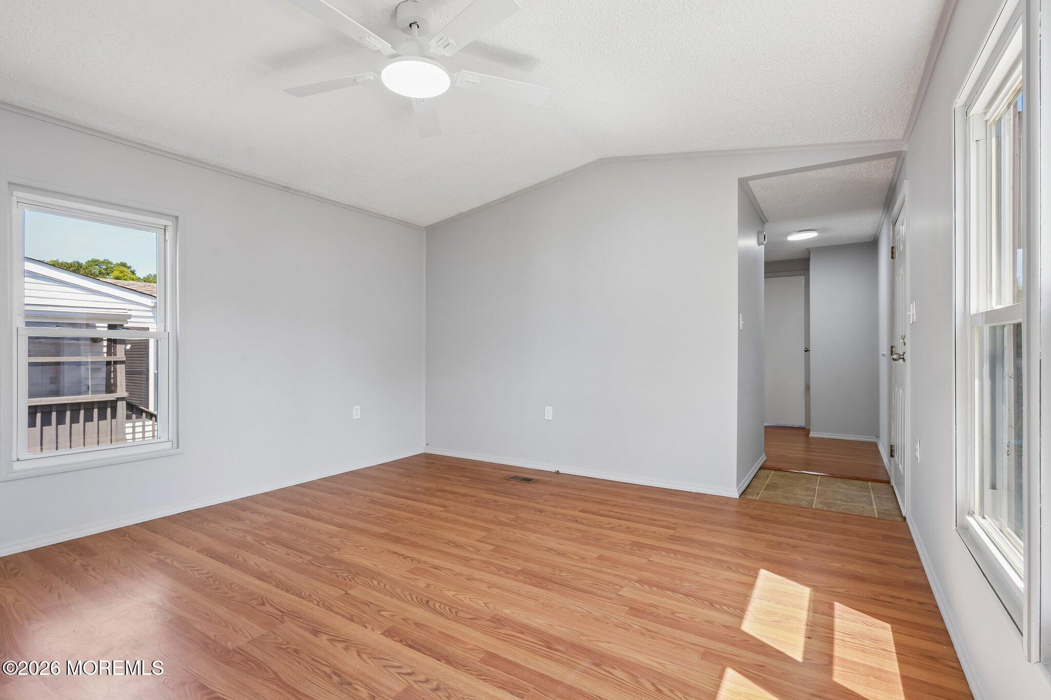 9 Secretariat Street Howell, NJ 07731 - Photo 16 of 24 016