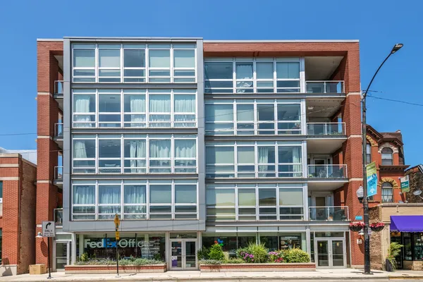 $4,000 | 744 West Fullerton Avenue, Unit 403, Chicago, IL 60614
