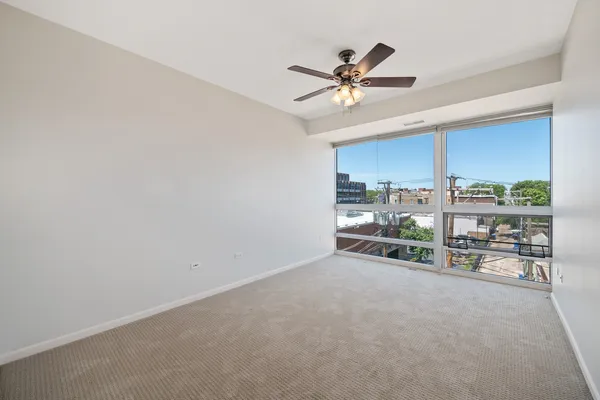 $4,000 | 744 West Fullerton Avenue, Unit 403, Chicago, IL 60614