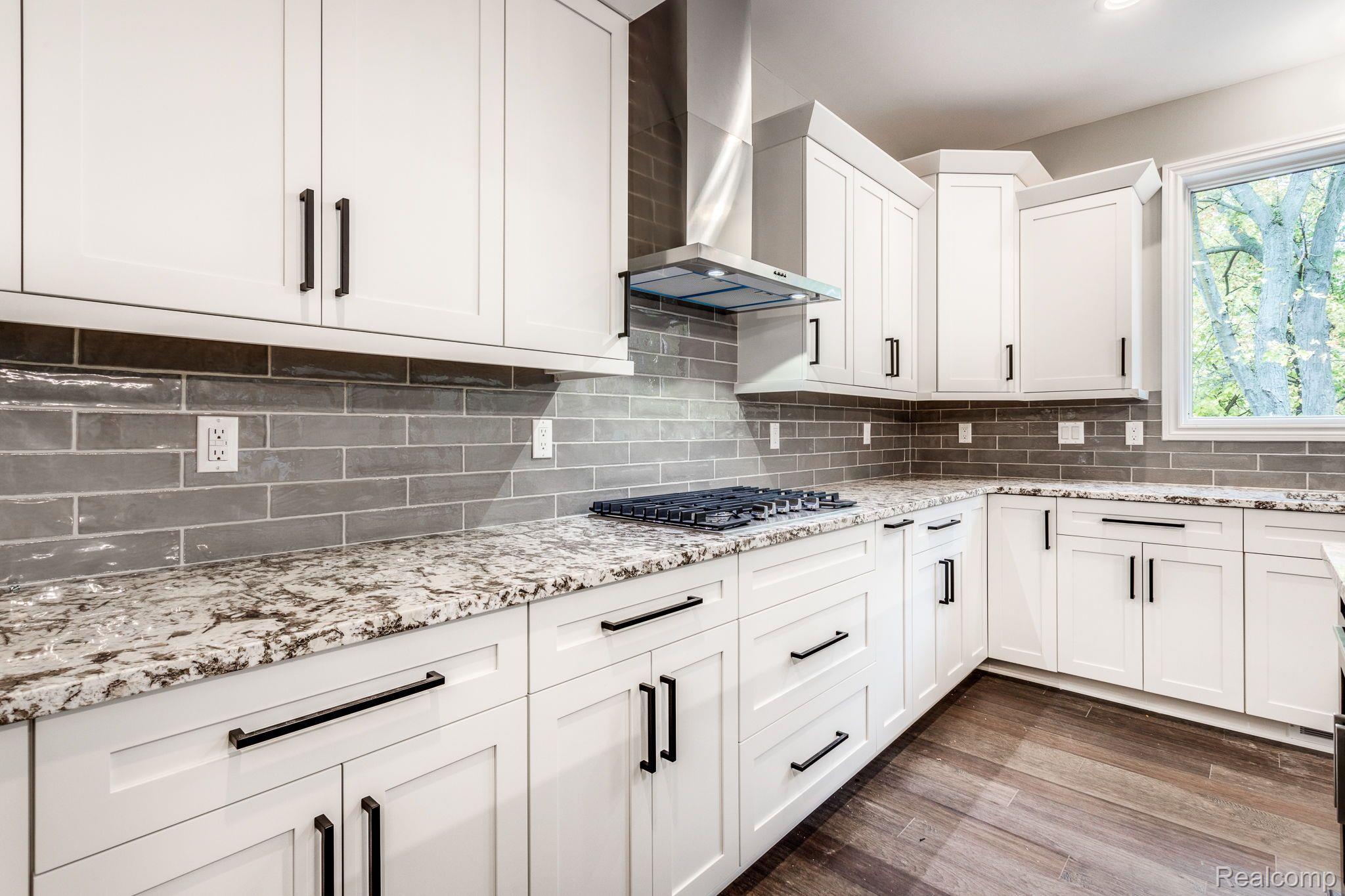 2890 Harrington Road Rochester, MI 48307 - Photo 23 of 50 Gallery Image 23