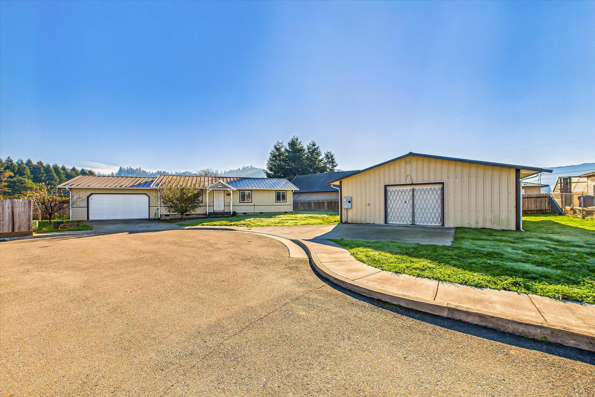 230 Smither Court Rio Dell, CA 95562 - Photo 1 of 37