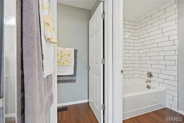 $385,000 | 964 Shire Lane, Eureka, MO 63025