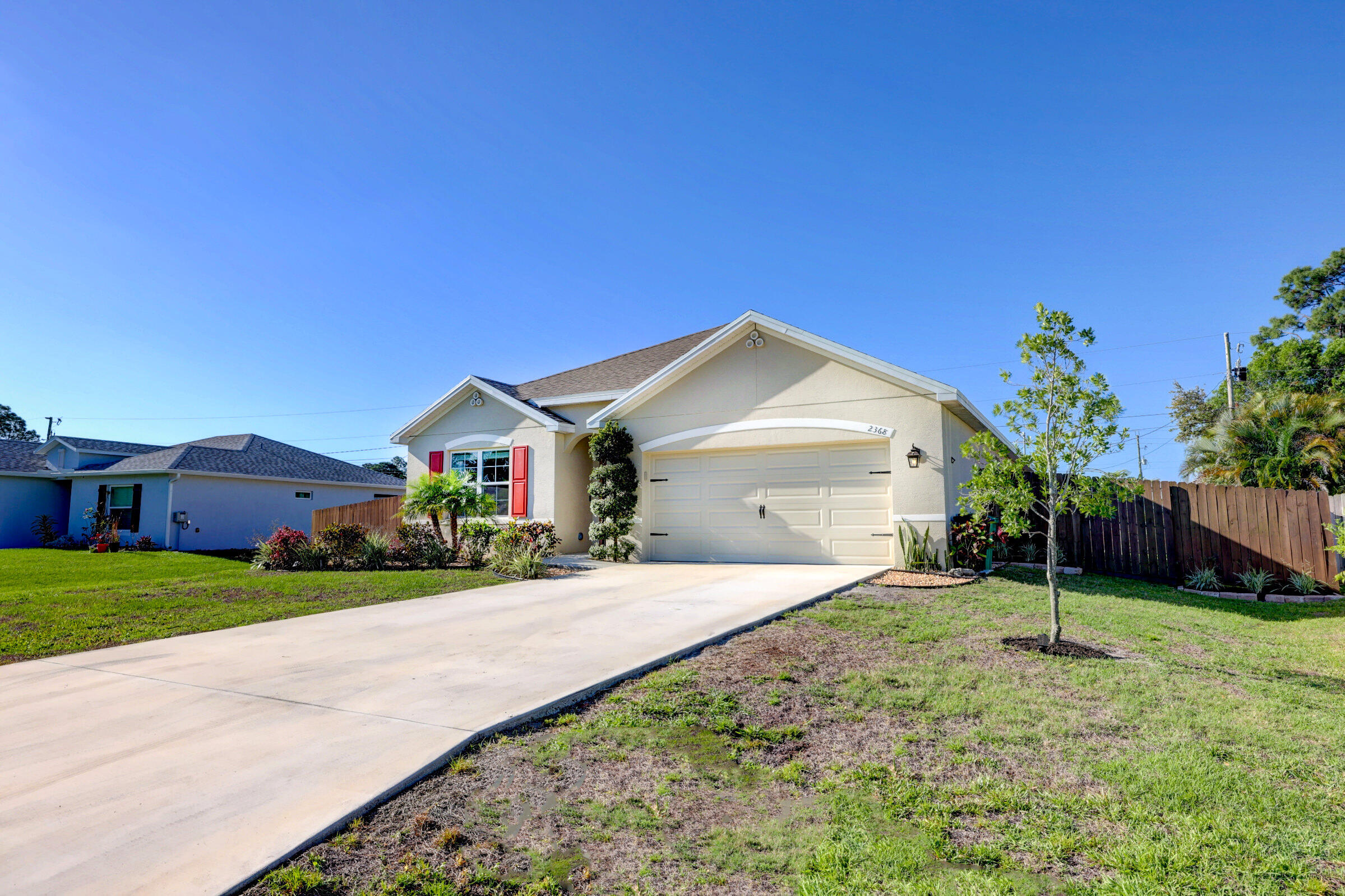 2368 Southwest Neal Road Port St. Lucie, FL 34953 - Photo 45 of 47 03_632a9345_6_7_8_9