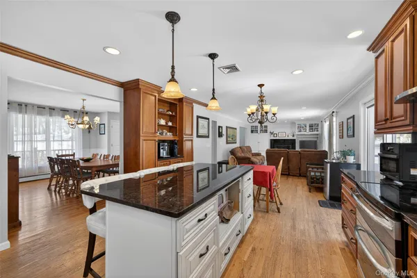 $699,000 | 34 Booth Road, Chester, NY 10918