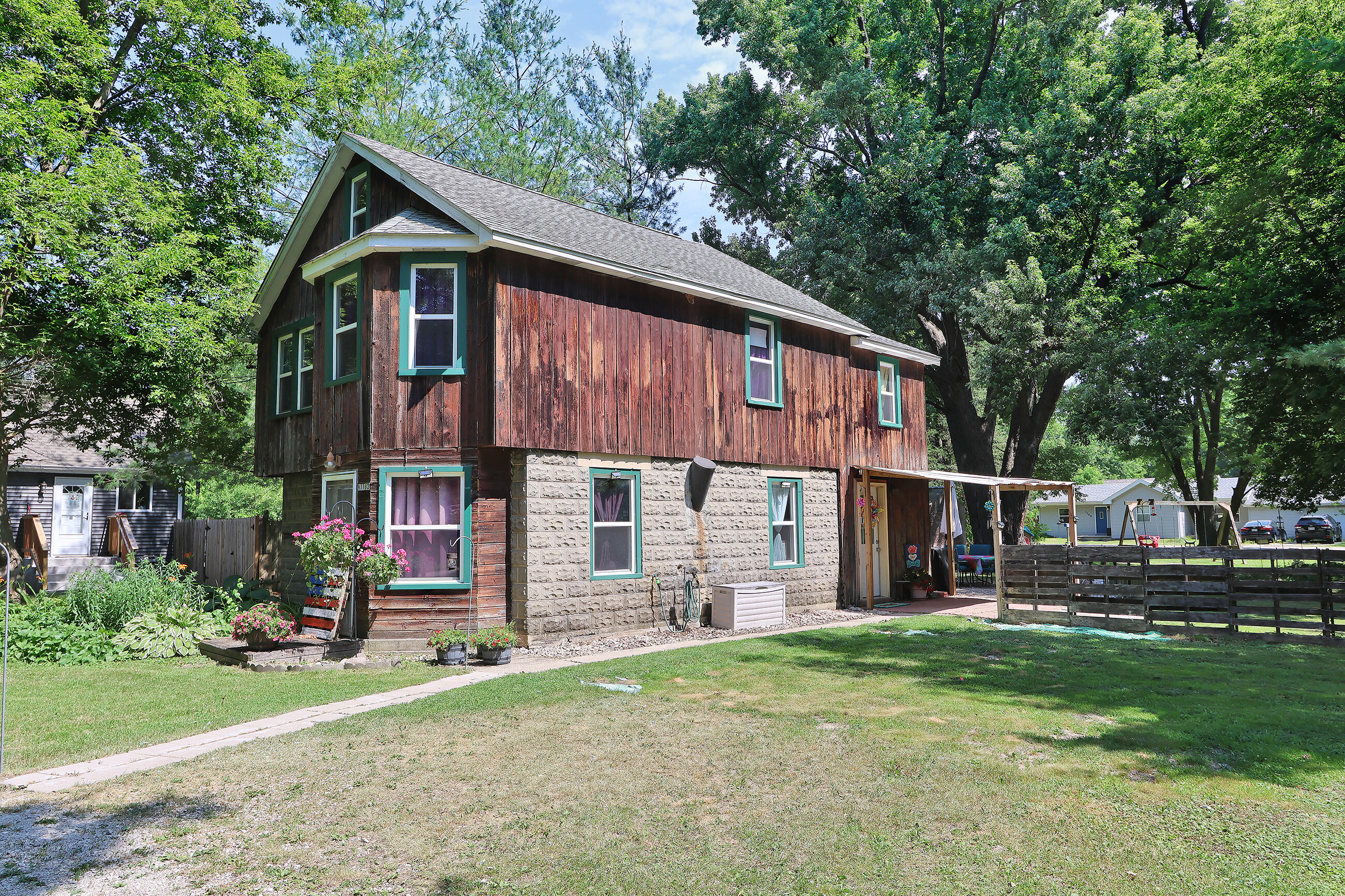 N1182 Hemlock Road Bloomfield, WI 53128 - Photo 1 of 1 Meiers House 002