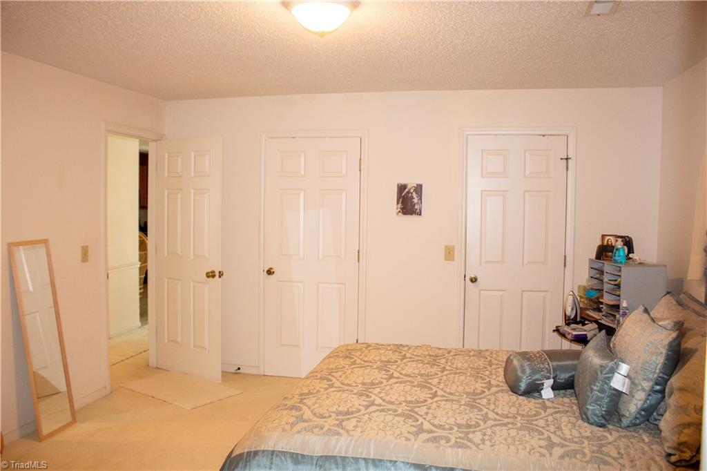 215 Olde Vineyard Court, Unit 215, WinstonSalem, NC 27104 Compass