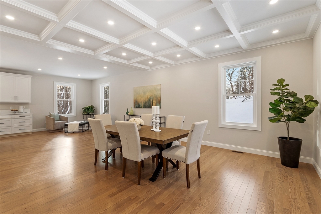 209 Middle Road Haverhill, MA 01830 - Photo 11 of 41