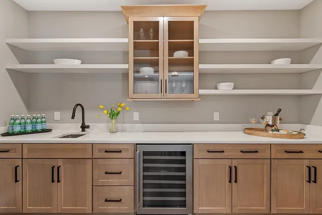 $1,169,999 | 209 Middle Road, Haverhill, MA 01830