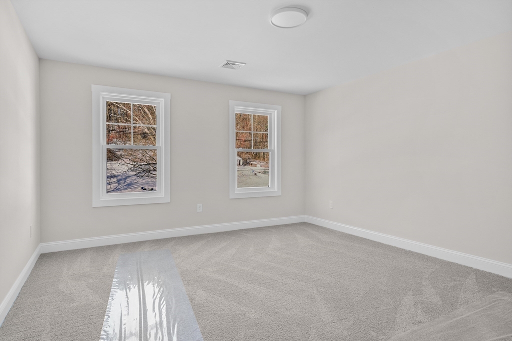 209 Middle Road Haverhill, MA 01830 - Photo 23 of 41