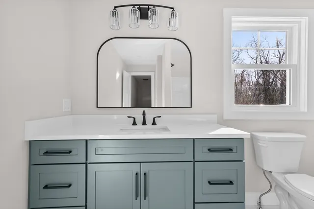 $1,169,999 | 209 Middle Road, Haverhill, MA 01830