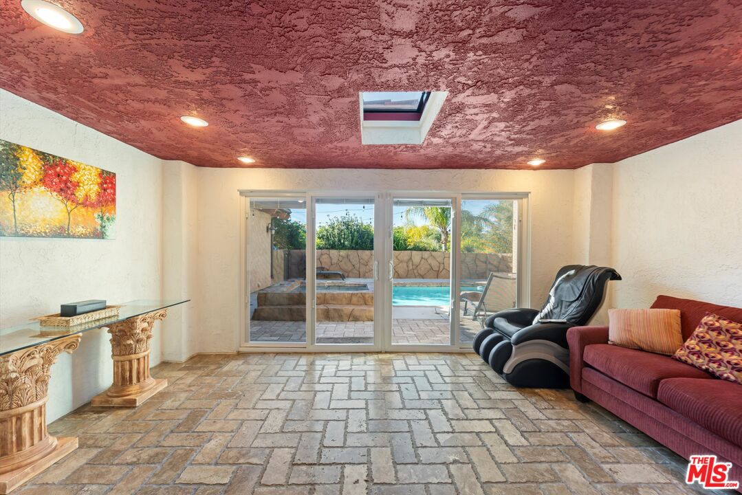 39700 Ave Arizona Temecula, CA 92591 - Photo 10 of 23 a living room with furniture