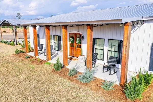 $985,000 | 2064 Highway 121, Bristol, GA 31518