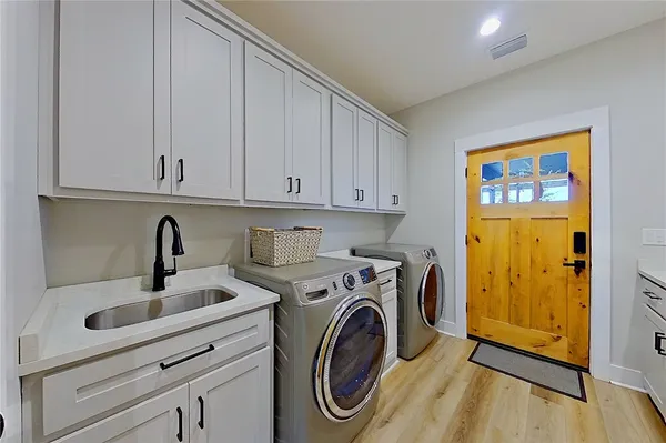 $985,000 | 2064 Highway 121, Bristol, GA 31518