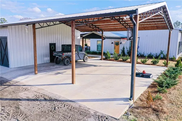 $985,000 | 2064 Highway 121, Bristol, GA 31518