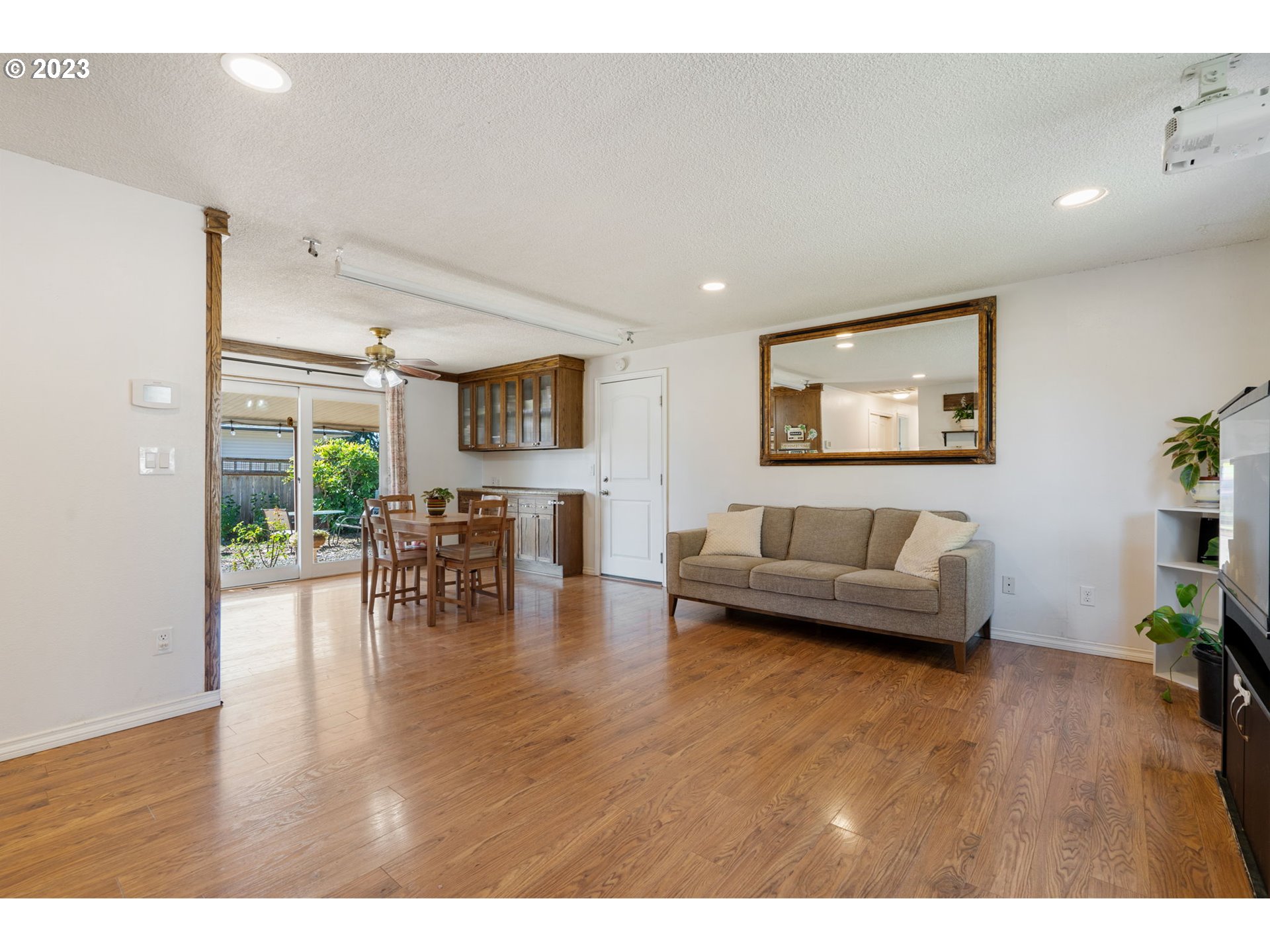 193 Telford Road Oregon City, OR 97045 - Photo 5 of 34 Gallery Image 5