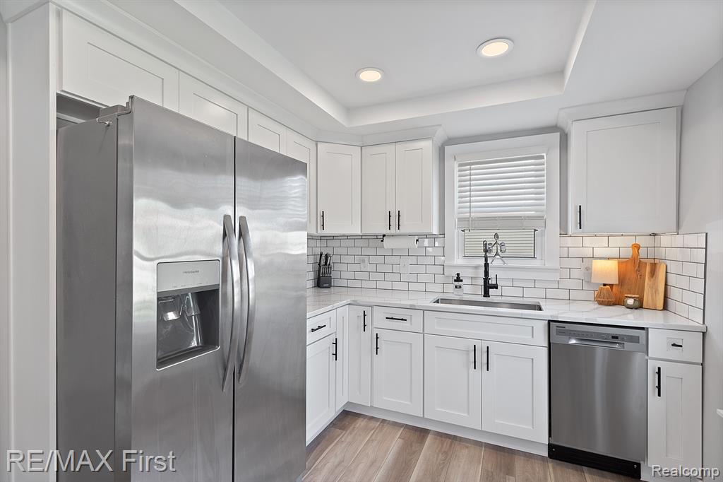 2931 Rochester Road Royal Oak, MI 48073 - Photo 11 of 24