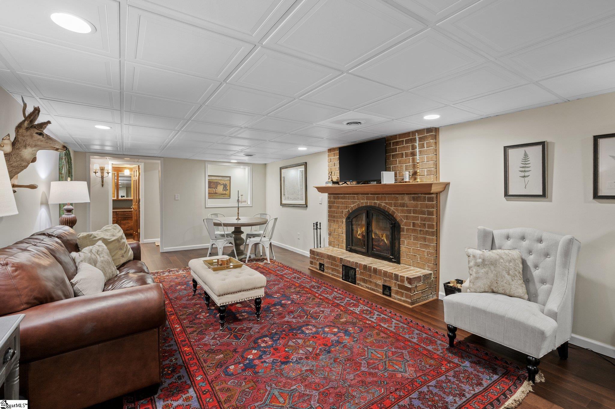 114 West Round Hill Road Greenville, SC 29617 - Photo 27 of 35 Gallery Image 27