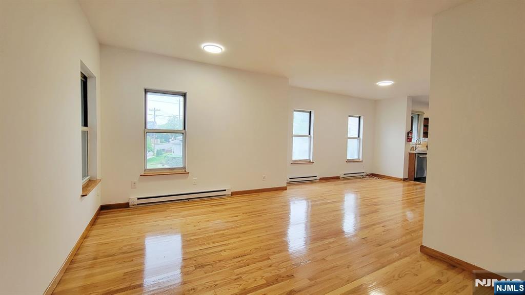 86 East Fort Lee Road, Unit 2 Teaneck, NJ 07666 - Photo 2 of 10